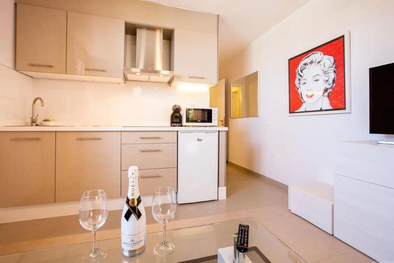 1 Bedroom Apartment For 4 People In Tenerife Costa Adeje  Bagian luar foto