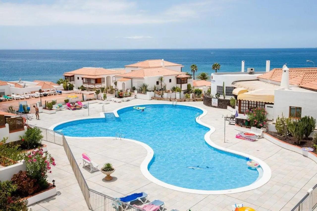 1 Bedroom Apartment For 4 People In Tenerife Costa Adeje  Bagian luar foto