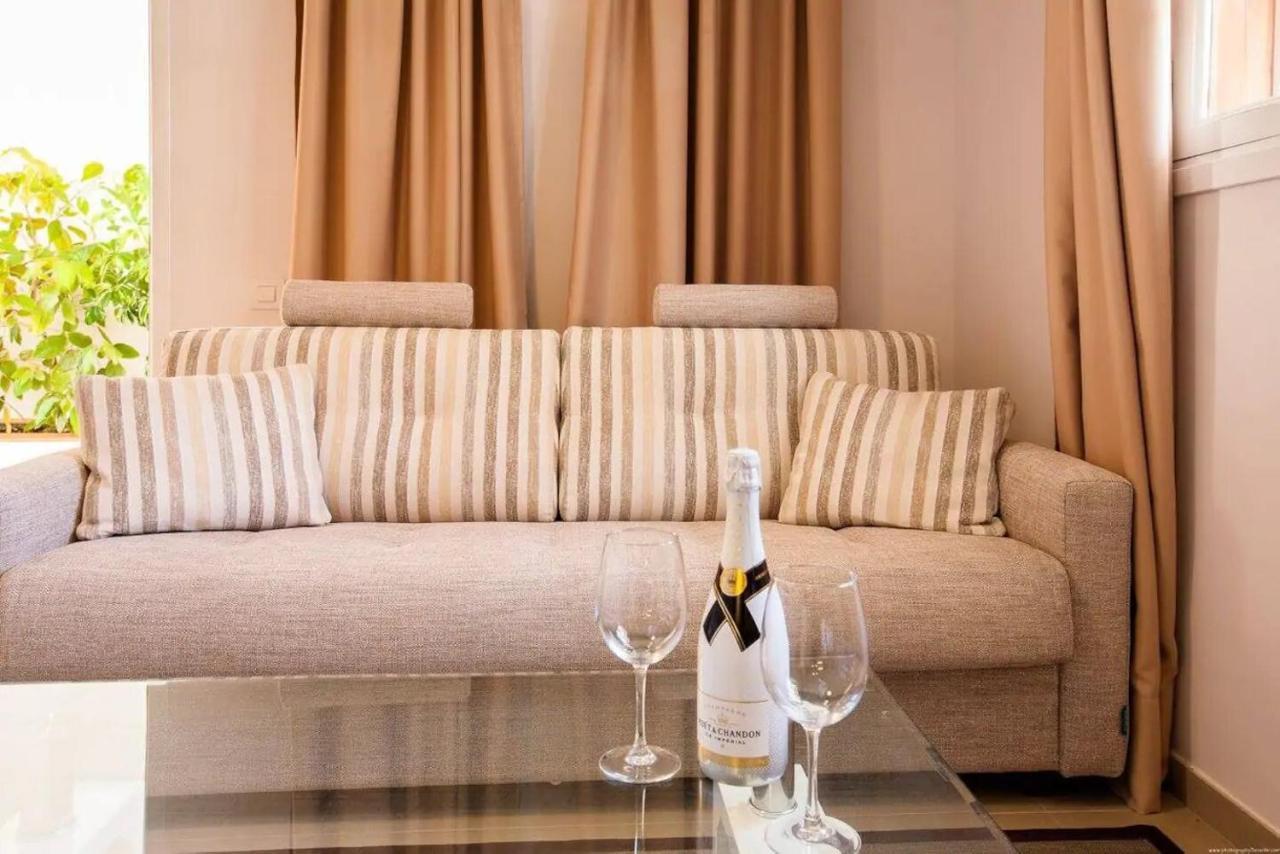1 Bedroom Apartment For 4 People In Tenerife Costa Adeje  Bagian luar foto