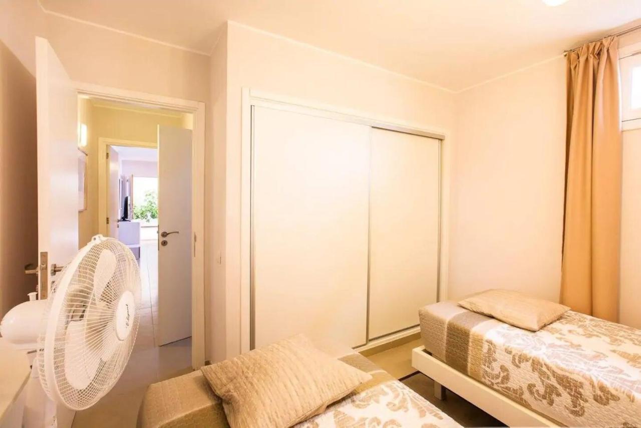 1 Bedroom Apartment For 4 People In Tenerife Costa Adeje  Bagian luar foto
