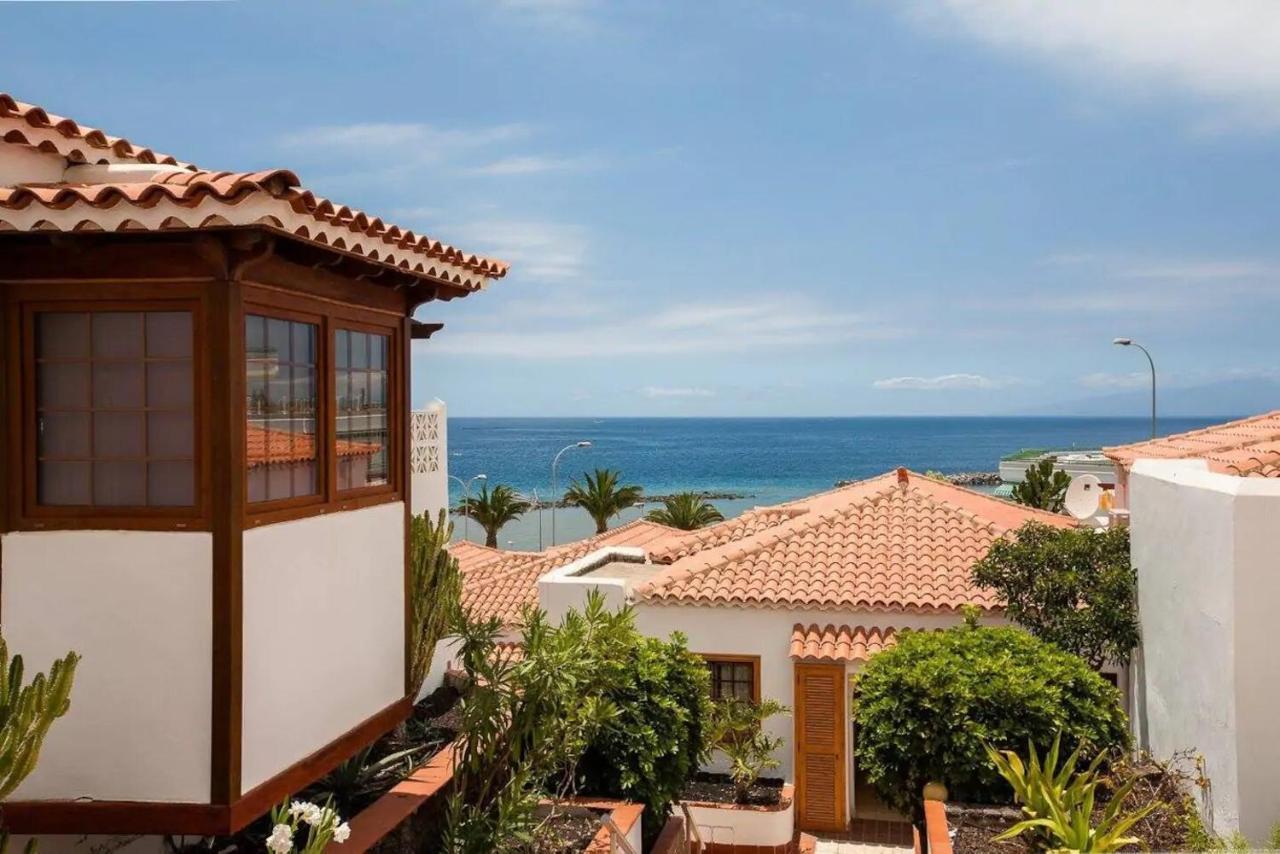 1 Bedroom Apartment For 4 People In Tenerife Costa Adeje  Bagian luar foto